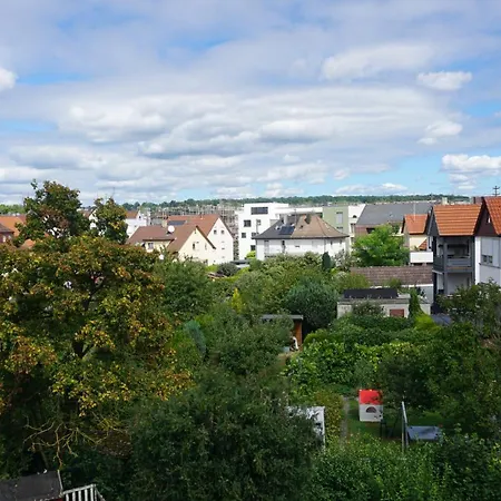 Zentrale & Frisch Renovierte Am Bahnhof Apartment Kirchheim unter Teck