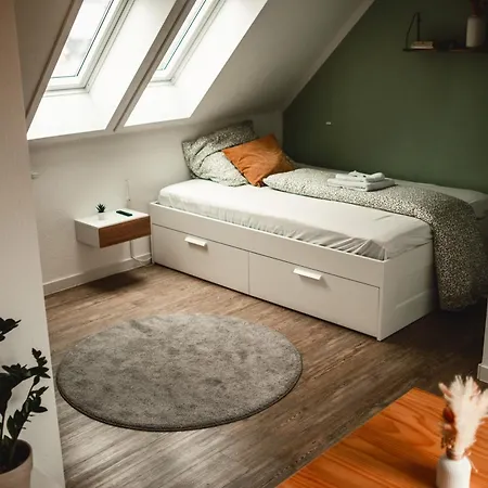 Zentrale & Frisch Renovierte Am Bahnhof * Kirchheim unter Teck