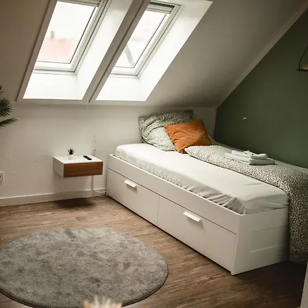 Zentrale & Frisch Renovierte Am Bahnhof Apartamento Kirchheim unter Teck