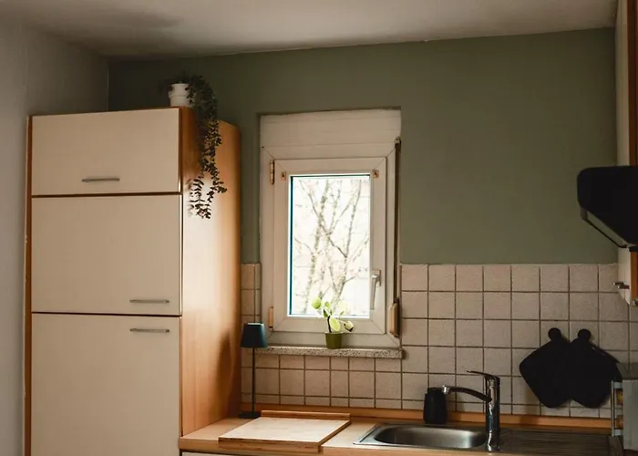 Zentrale & Frisch Renovierte Am Bahnhof Apartamento