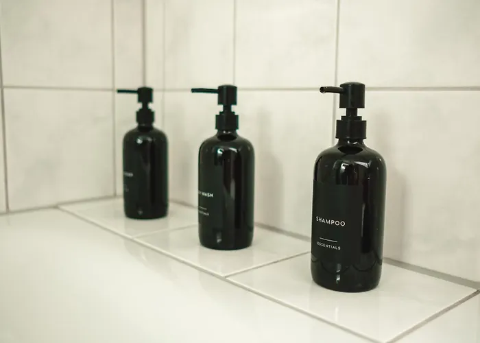 Zentrale & Frisch Renovierte Am Bahnhof Apartamento *