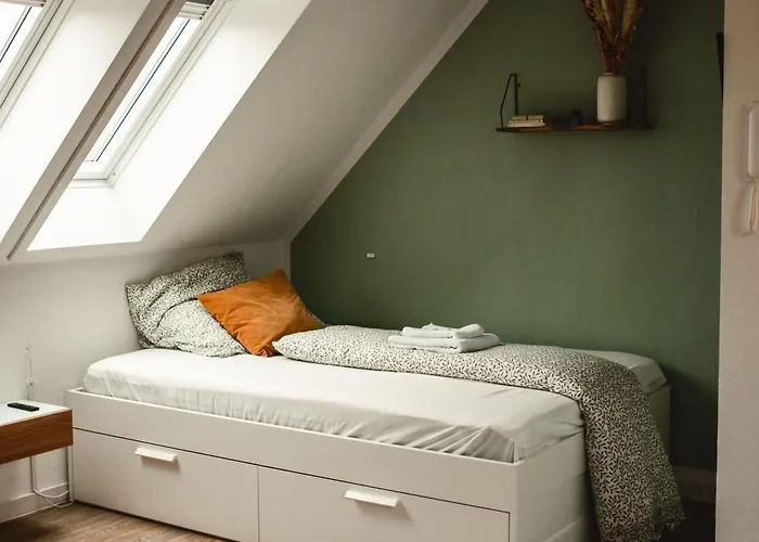 Zentrale & Frisch Renovierte Am Bahnhof Apartamento Kirchheim unter Teck