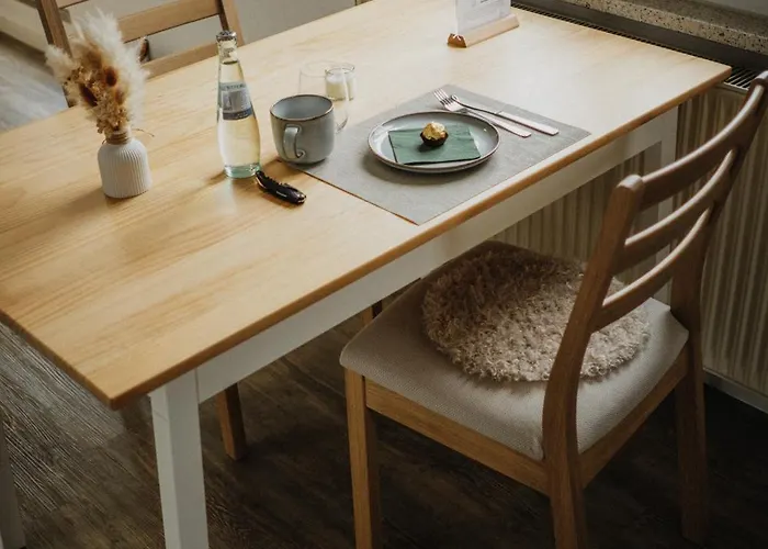 Zentrale & Frisch Renovierte Am Bahnhof